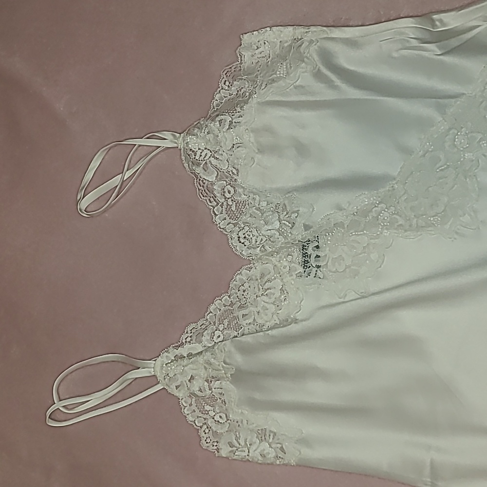Bridal chemise and robe.